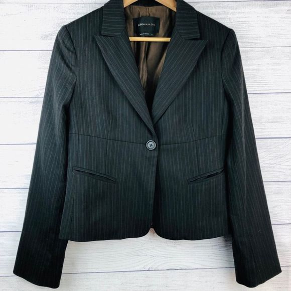 BCBGMaxAzria Jackets & Blazers - V BCBG Blazer Brown With Light Blue Pinstripes S